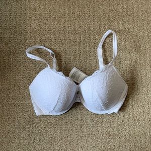Semi- pushup bra NWOT